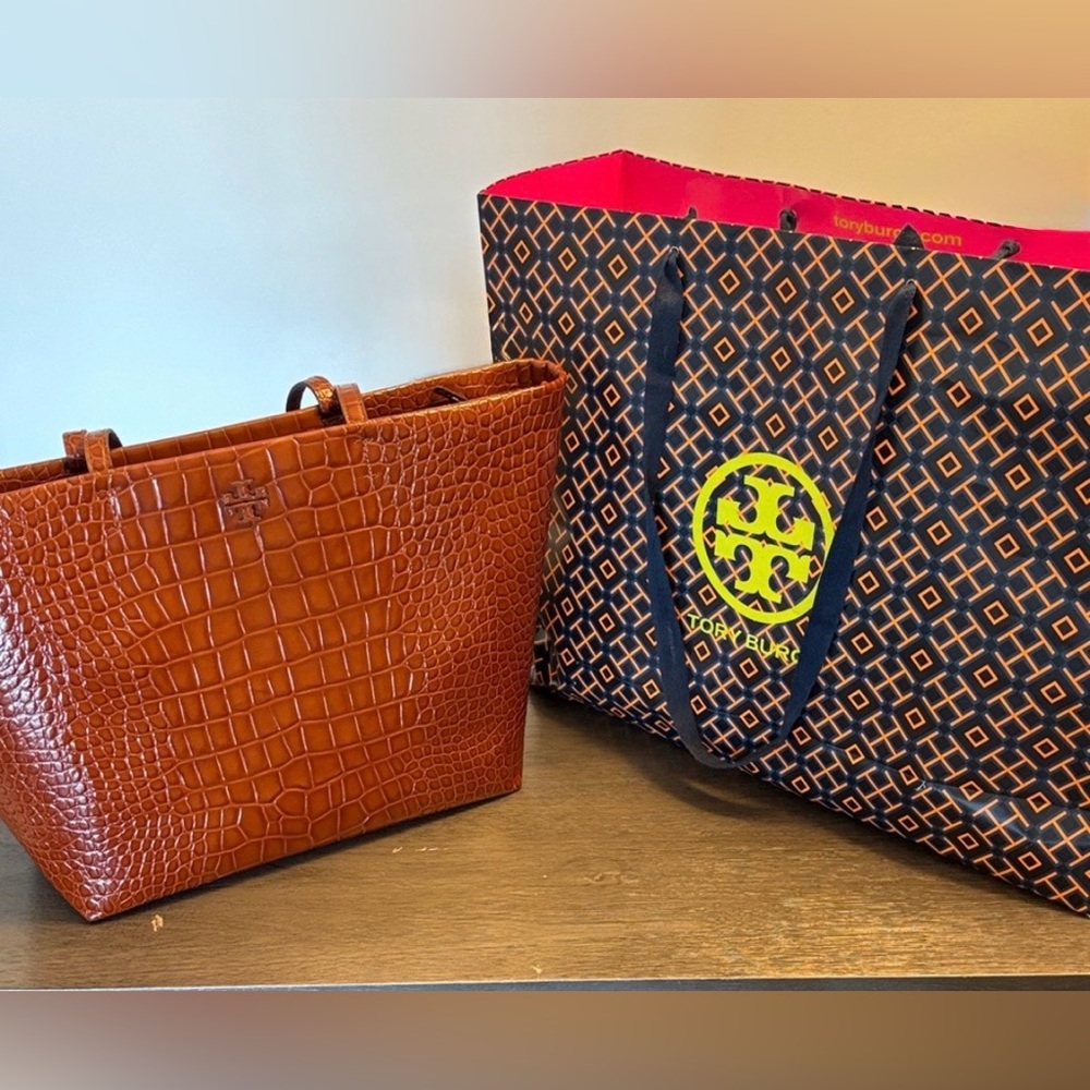 Tory Burch Thea Large Croc-Embossed Tote Bag Warm Amber